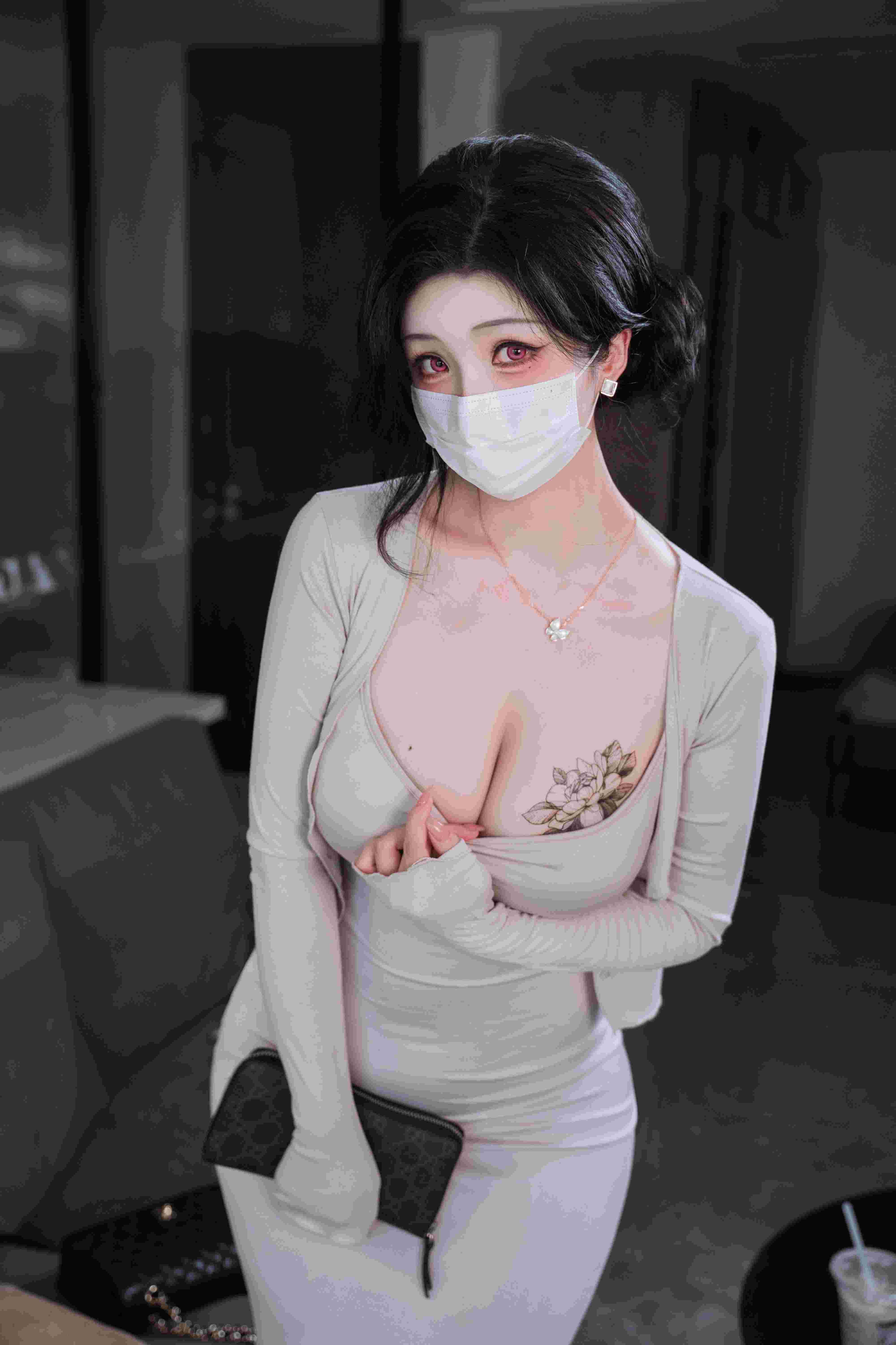 邻家大姐姐愉快的一天-Pivix